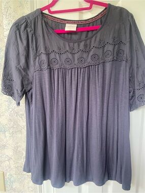Knox Rose Slate Gray Eyelet Yoke Short Sleeve Blouse